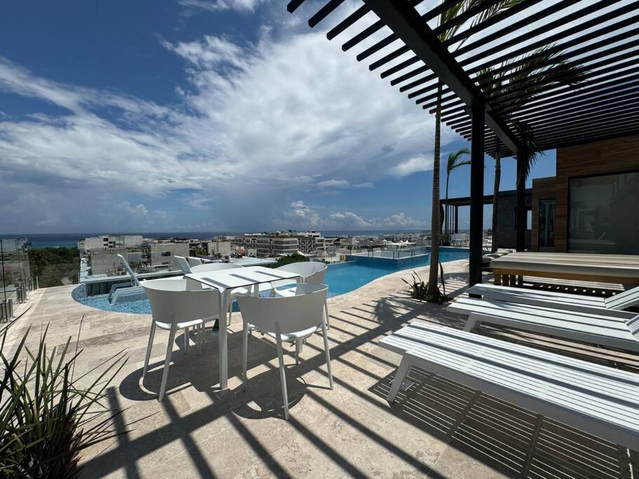 M-403 Brand New Studio, Ocean View Terrace, Pool And Gym Apartamento Playa del Carmen